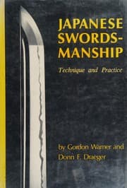 Obálka knihy Japanese swordsmanship