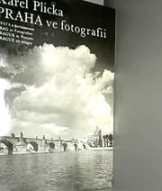 Obálka knihy Praha ve fotografii