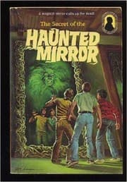 Obálka knihy The Secret of the Haunted Mirror