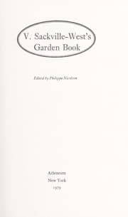 Obálka knihy V. Sackville-West's garden book