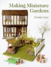 Obálka knihy Making miniature gardens