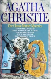 Obálka knihy Five Classic Murder Mysteries (Boomerang Clue / Death Comes as the End / Moving Finger / Murder of Roger Ackroyd / Secret Adversary)