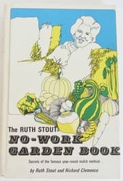 Obálka knihy The Ruth Stout no-work garden book